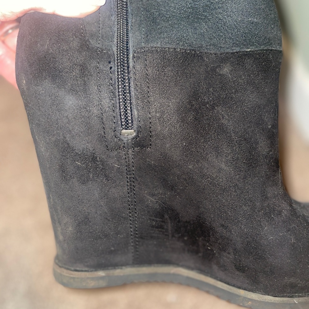 UGG - Picture 5 of 5